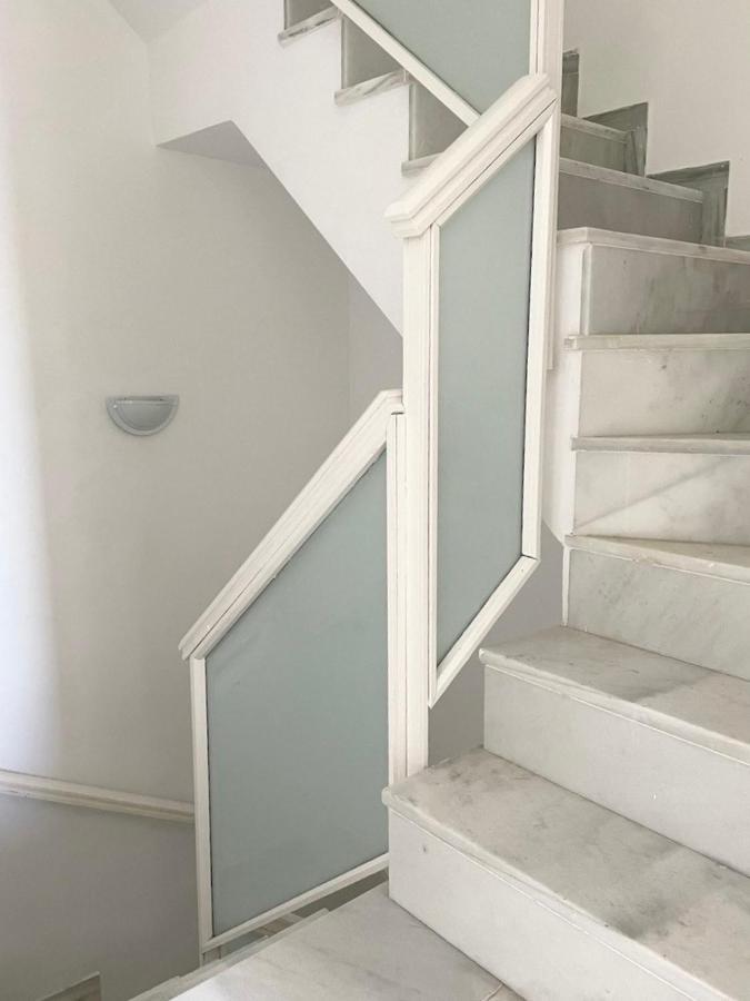 Modern Three-Level Apartment Near The Sea เบนัลมาเดนา ภายนอก รูปภาพ