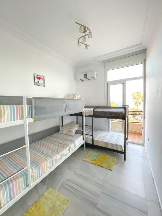 Modern Three-Level Apartment Near The Sea เบนัลมาเดนา ภายนอก รูปภาพ