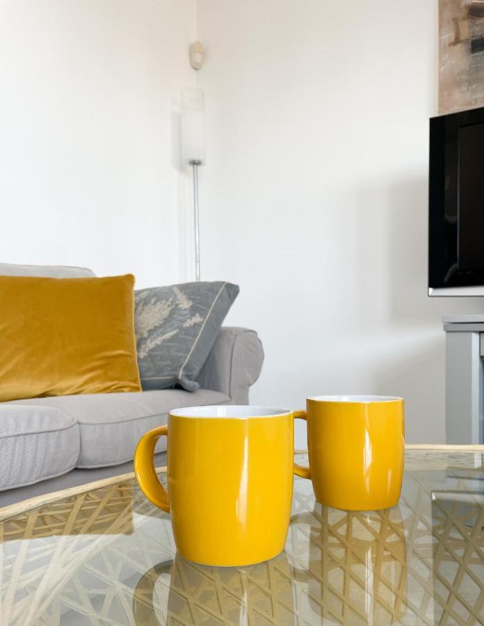 Modern Three-Level Apartment Near The Sea เบนัลมาเดนา ภายนอก รูปภาพ