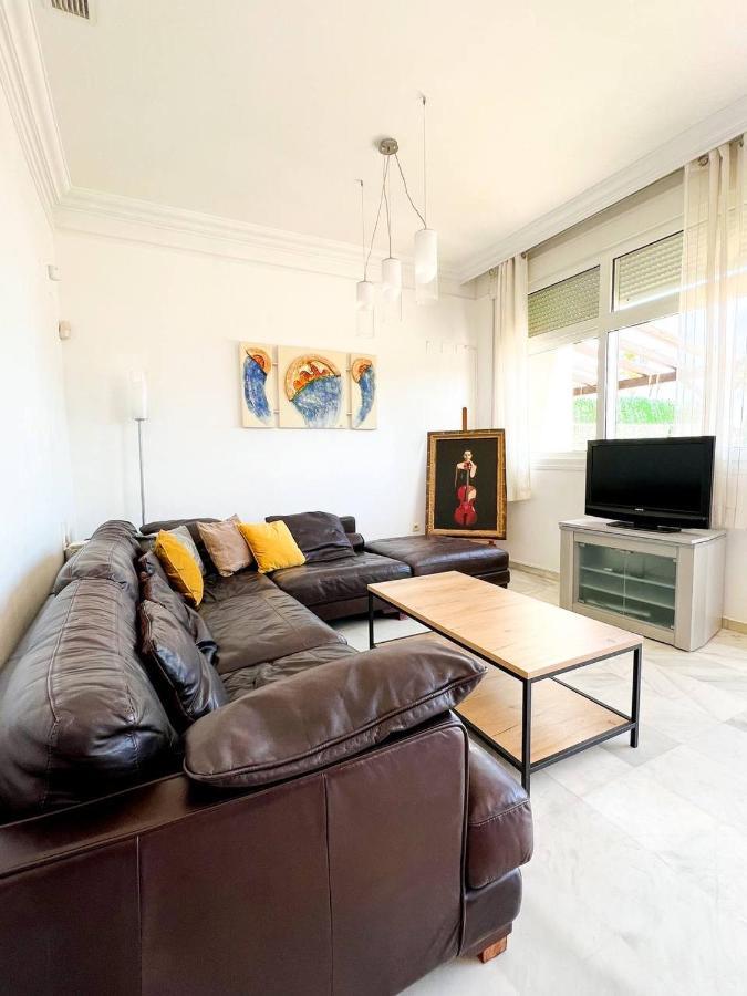 Modern Three-Level Apartment Near The Sea เบนัลมาเดนา ภายนอก รูปภาพ